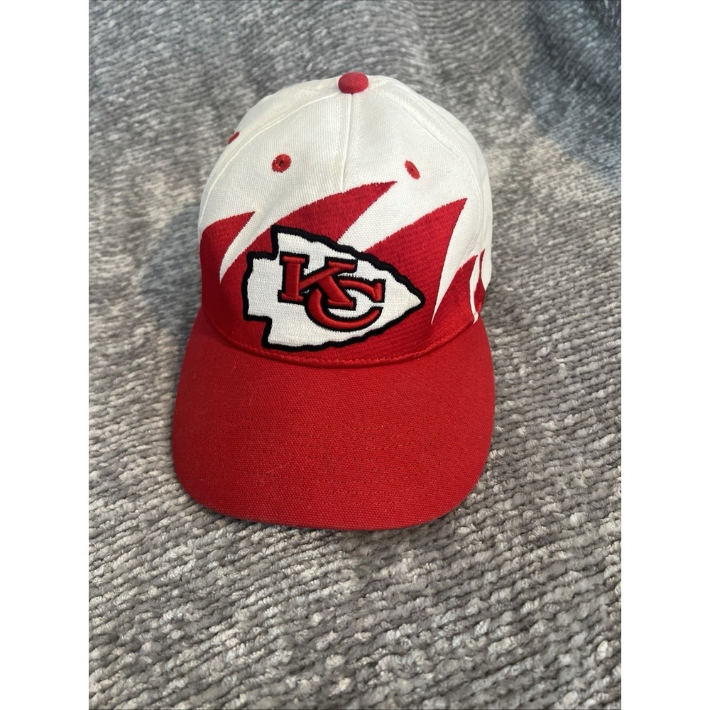 Vintage Kansas City Chiefs Shark Tooth NFL Strapback Hat Red White Graphic Cap